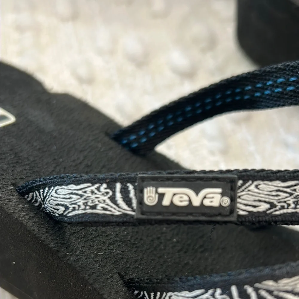 COPY - Teva Sandals…. Black and White